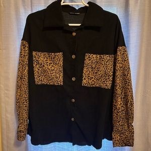 Women’s Cheetah Jacket! Size: Small